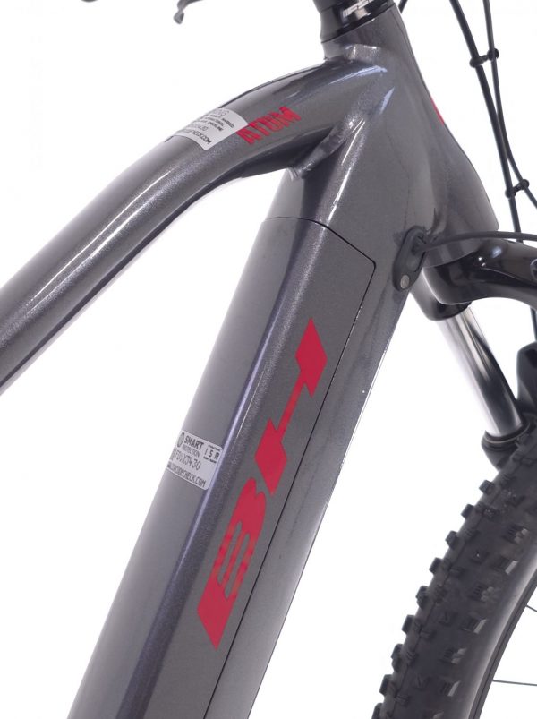 BH Atom 29 svart/röd - Medium - Image 3