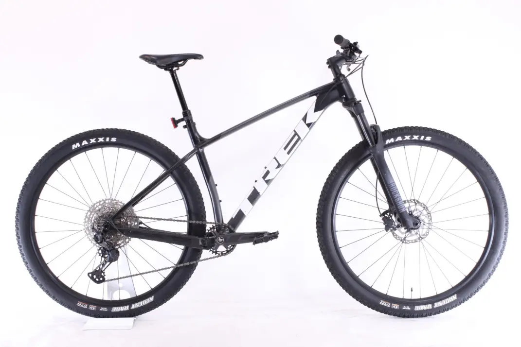Trek - Procaliber 6 Svart/Vit - Large